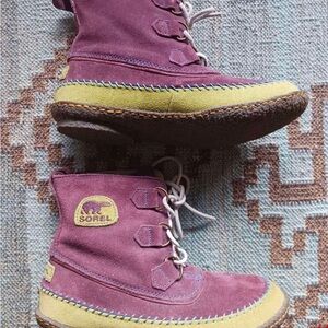 Sorel Moccasin Boots